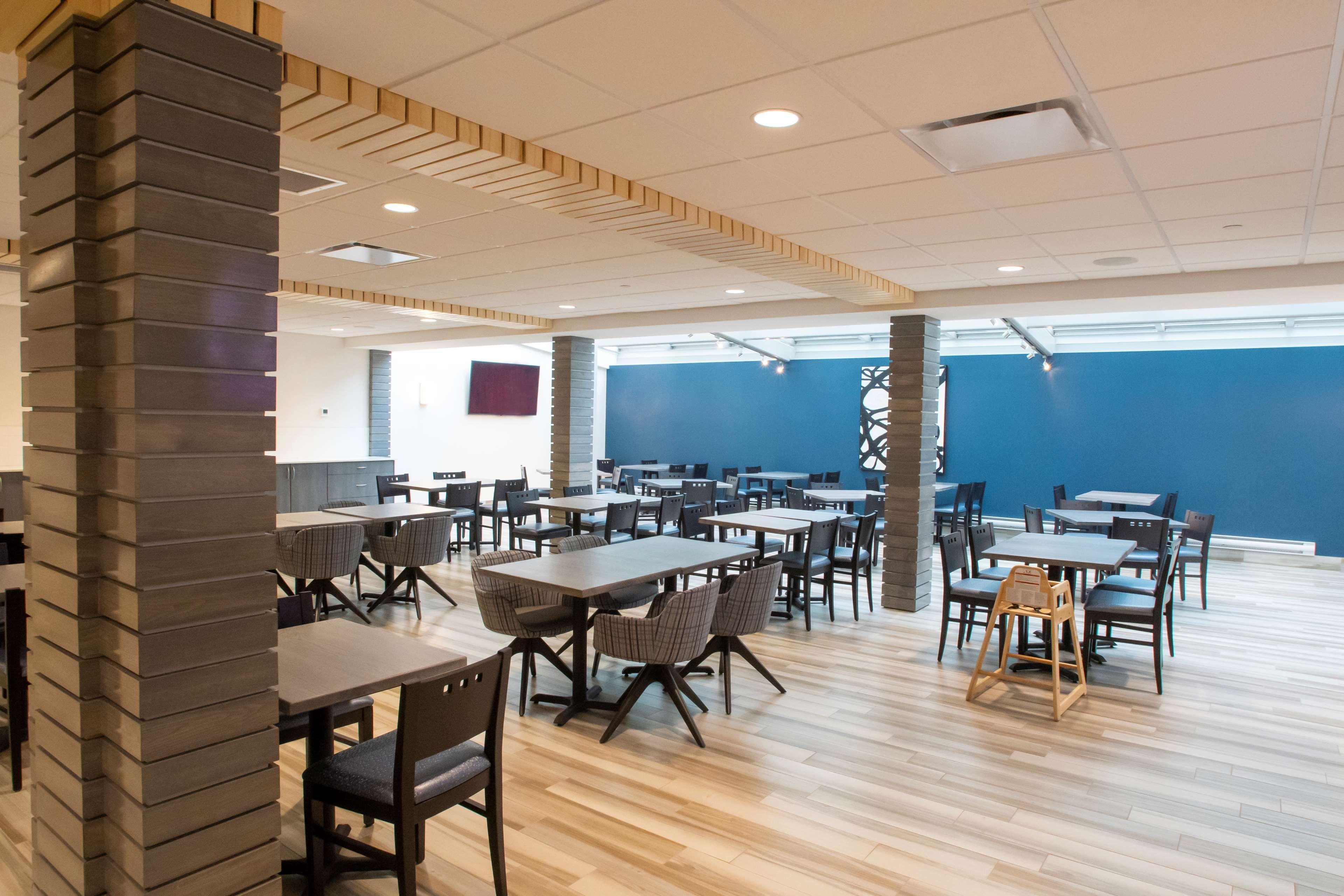Best Western Inn & Suites Онтэрио Экстерьер фото