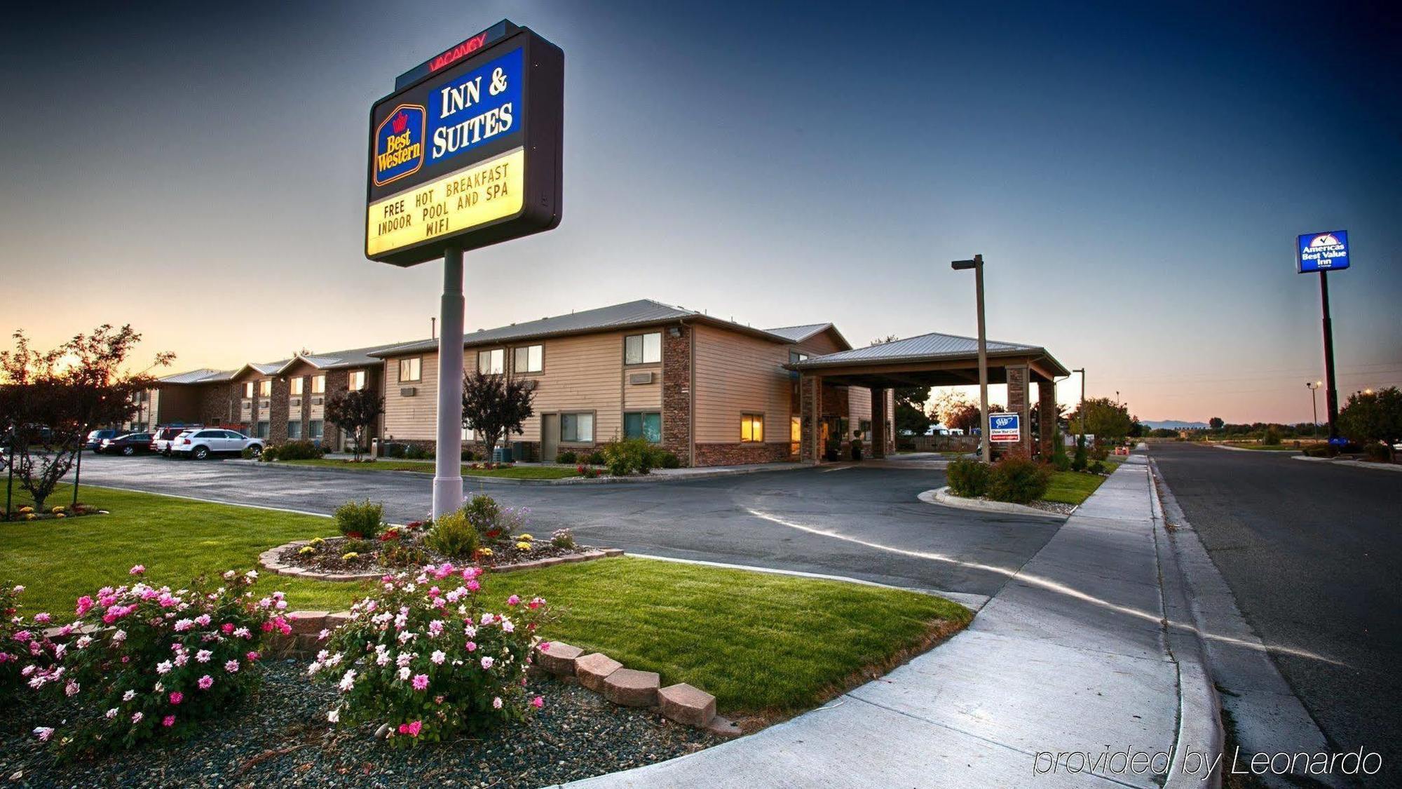 Best Western Inn & Suites Онтэрио Экстерьер фото